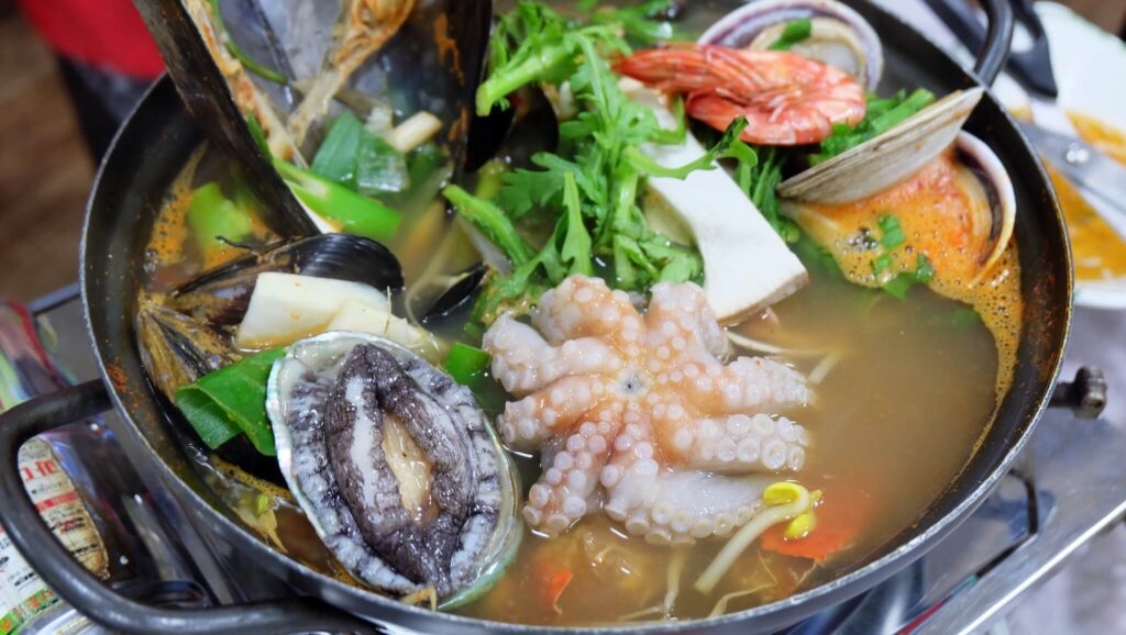 Busan spicy seafood hotpot